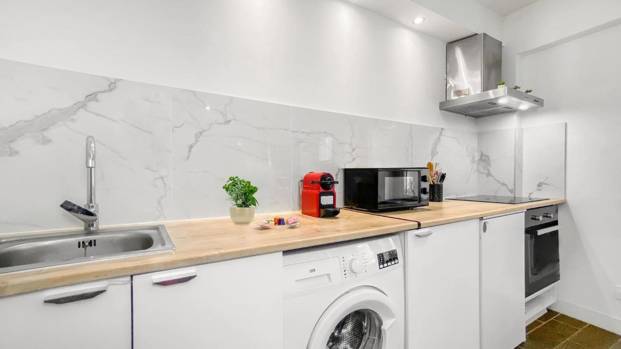 Homey Forest - Hypercentre - Proche Gare Et Tram - Wifi & Netflix Annemasse Luaran gambar